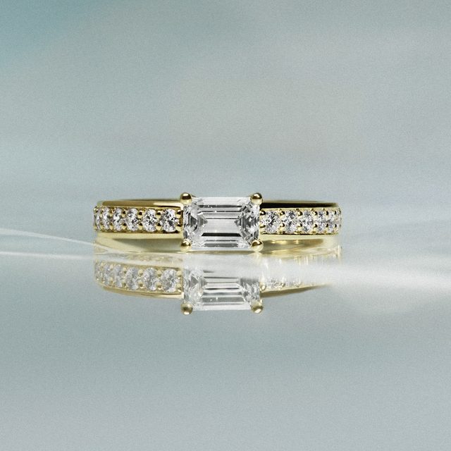 LUKSUSOWY PIERŚCIONEK Z ŻÓŁTEGO ZŁOTA Z LABORATORYJNYM DIAMENTEM - PIERŚCIONKI Z LAB GROWN DIAMENTAMI - 