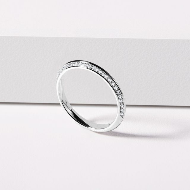 EHERING MIT ZWEI DIAMANTENLINIEN IN WEISSGOLD - TRAURINGE FÜR DAMEN - 