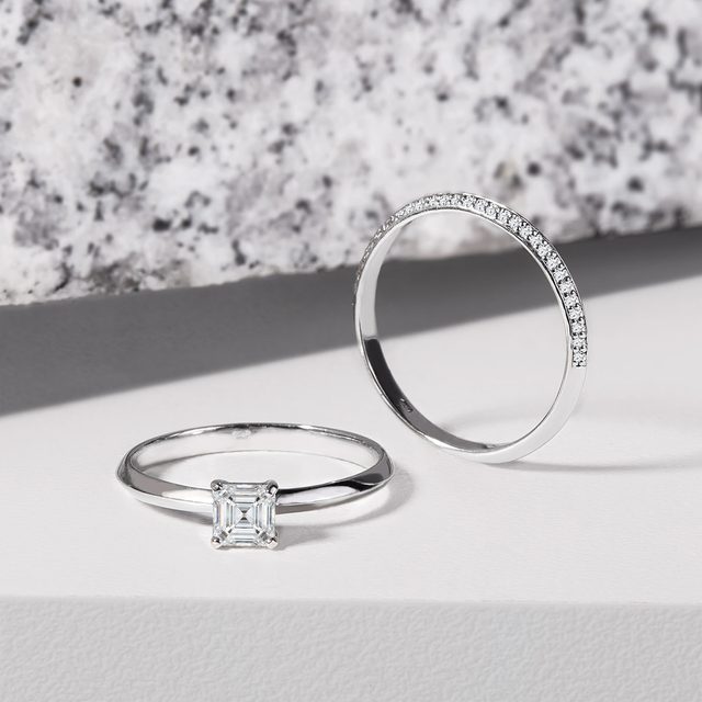 BAGUE EN OR BLANC AVEC DIAMANT TAILLE ASSCHER - BAGUES DE FIANÇAILLES EN DIAMANT - 