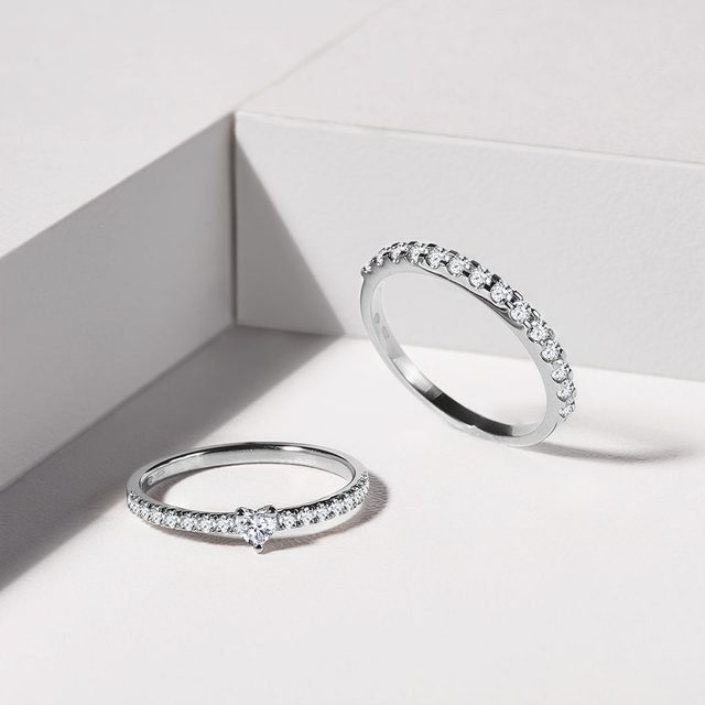 BAGUE ETERNITY D'OR BLANC AVEC DIAMANTS - ALLIANCES DE MARIAGE FEMMES - 