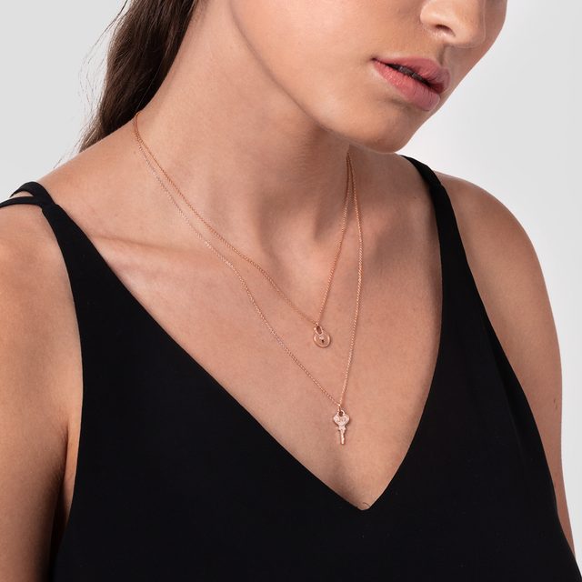 PRÍVESOK KĽÚČIK Z RUŽOVÉHO ZLATA S NÁPISOM LOVE - NÁHRDELNÍKY Z RUŽOVÉHO ZLATA - 