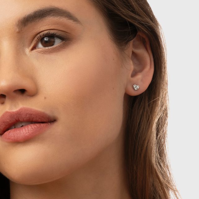 PUCES D'OREILLES ET COLLIER EN OR BLANC ET DIAMANT CŒUR - ENSEMBLES DE BIJOUX EN DIAMANT - 