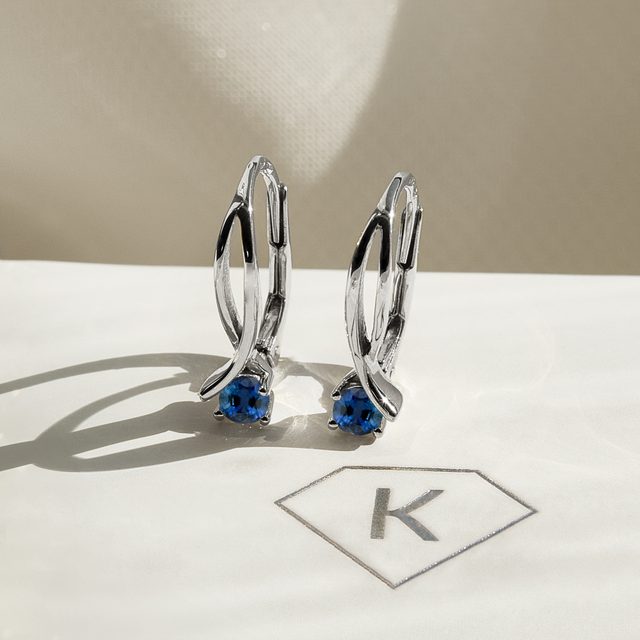 WEISSGOLDOHRRINGE MIT BLAUEM SAPHIR - OHRRINGE MIT SAPHIR - 