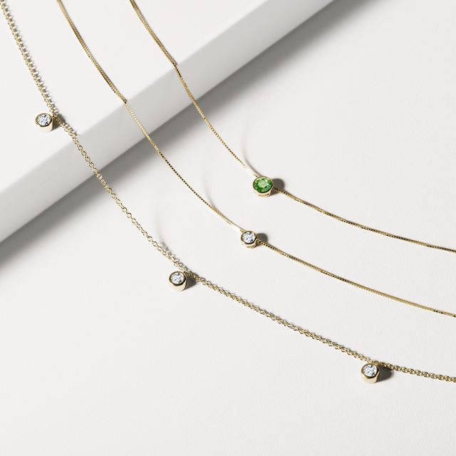 HALSKETTE MIT GRÜNEM DIAMANTEN IN GELBEM 14KT GOLD - KETTEN MIT DIAMANTEN - 