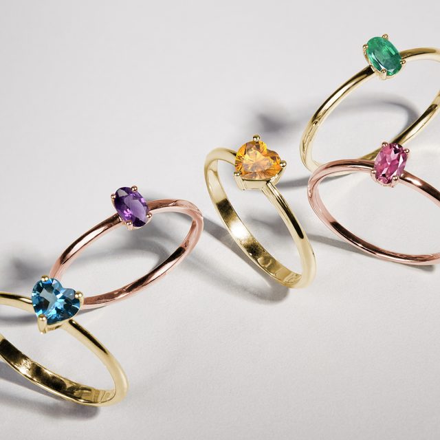 BAGUE MINIMALISTE AVEC TOURMALINE EN OR ROSE - BAGUES EN TOURMALINE - 