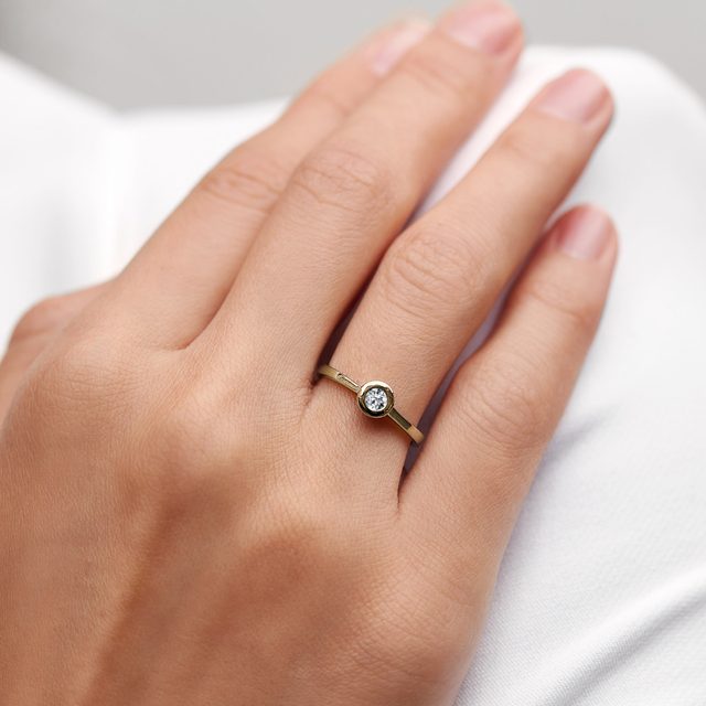 VERLOBUNGSRING MIT DIAMANT IM BRILLANTSCHLIFF IN GELBGOLD - VERLOBUNGSRINGE MIT BRILLANT - 