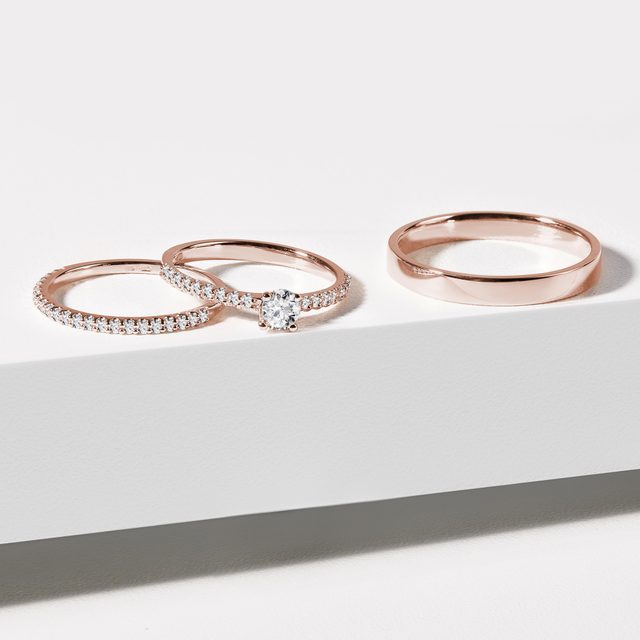 ENSEMBLE D'ALLIANCES EN OR ROSE AVEC DIAMANTS - ENSEMBLE D’ALLIANCES EN OR ROSE - 