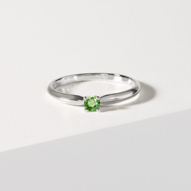 BAGUE EN OR BLANC ET DIAMANT VERT - BAGUES DE FIANÇAILLES AVEC DIAMANTS DE COULEUR - 