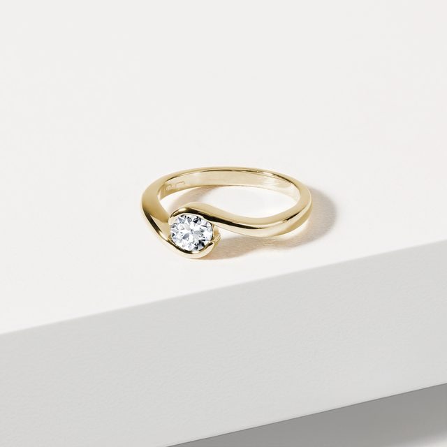 0,5CT DIAMOND RING IN YELLOW GOLD - BRILLIANT CUT DIAMOND ENGAGEMENT RINGS - 