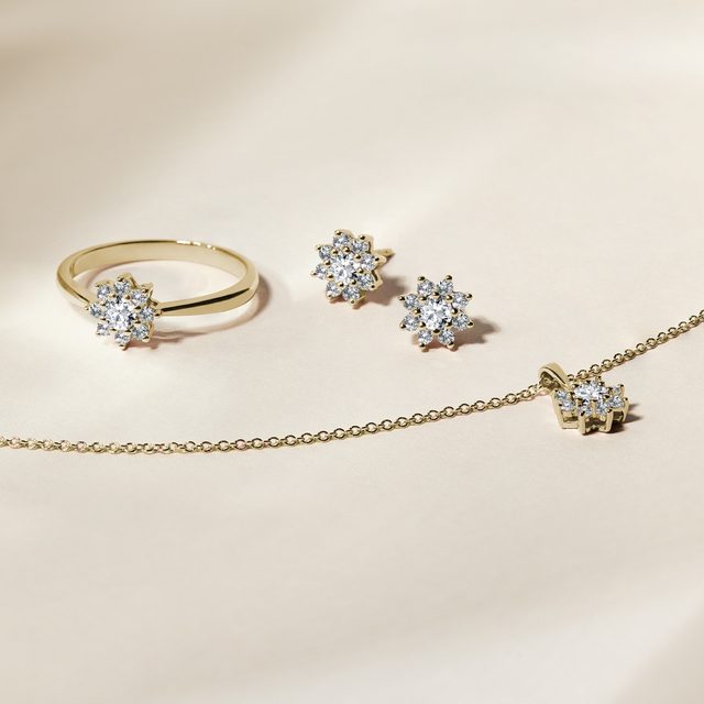 HALSKETTE AUS GELBGOLD MIT DIAMANTBLUME IM RUNDSCHLIFF - KETTEN MIT DIAMANTEN - 