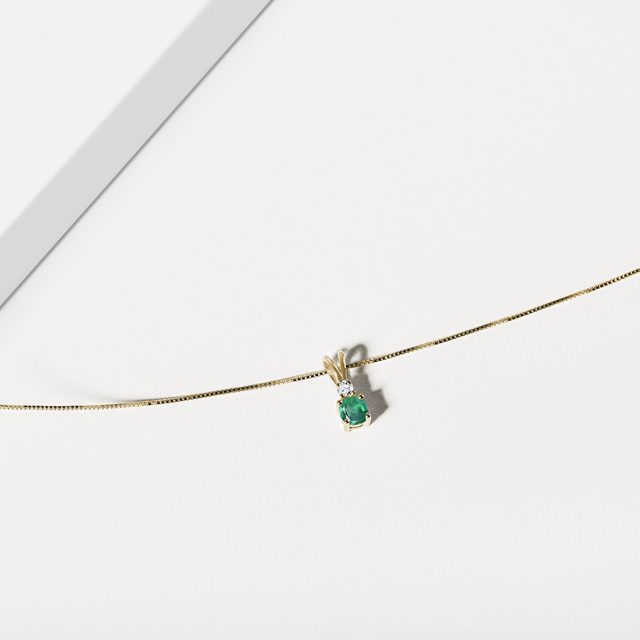 COLLIER EN OR AVEC ÉMERAUDE ET DIAMANT - COLLIERS AVEC ÉMERAUDE - 