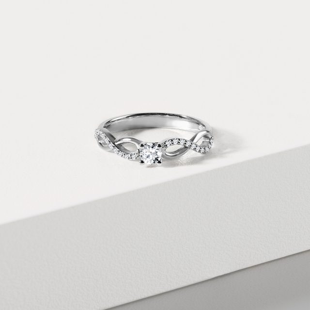 BAGUE D'OR BLANC AVEC DIAMANTS MOTIF INFINITÉ - BAGUES DE FIANÇAILLES EN DIAMANT - 