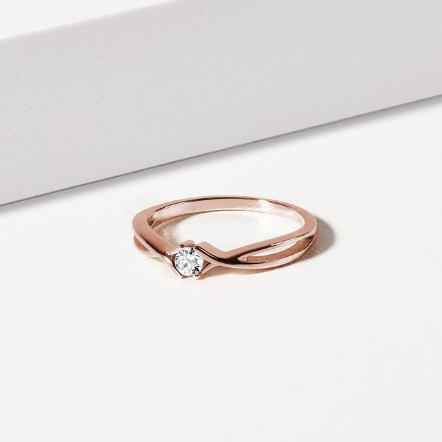 RING IN ROSE GOLD DECORATED WITH A BRILLIANT - BRILLIANT CUT DIAMOND ENGAGEMENT RINGS - 