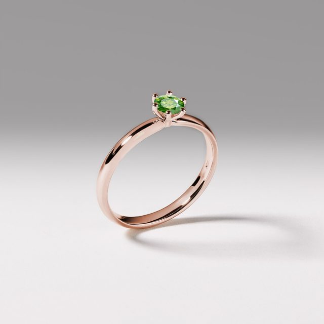 PRSTEN Z RŮŽOVÉHO ZLATA SE ZELENÝM DIAMANTEM - ZÁSNUBNÍ PRSTENY S BAREVNÝM DIAMANTEM - 