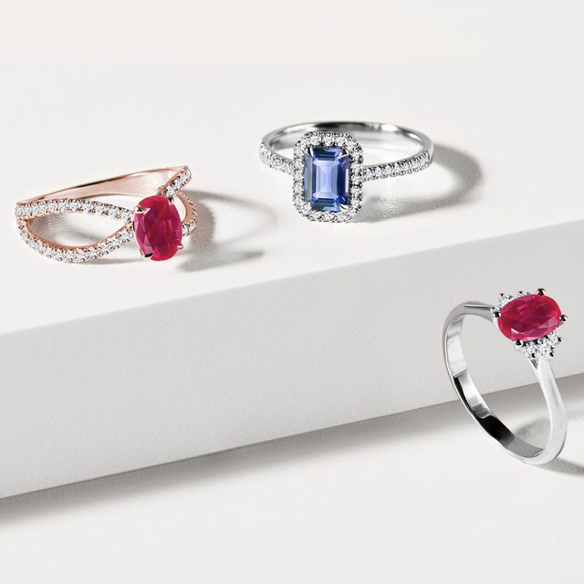 LUXURIÖSER DIAMANTRING MIT RUBIN IN 14K ROSÉGOLD - RUBIN-VERLOBUNGSRINGE - 