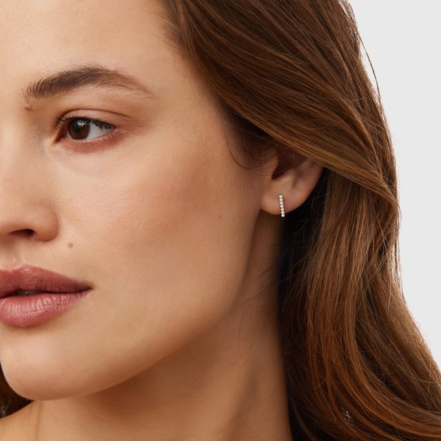 BOUCLES D'OREILLES BARRETTES DE DIAMANT EN OR JAUNE - BOUCLES D'OREILLES EN DIAMANT - 