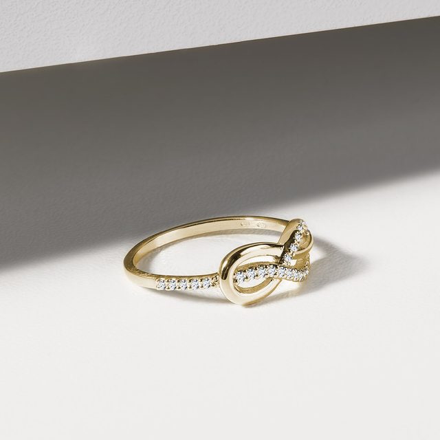 DIAMOND INFINITY STATEMENT RING IN YELLOW GOLD - DIAMOND ENGAGEMENT RINGS - 