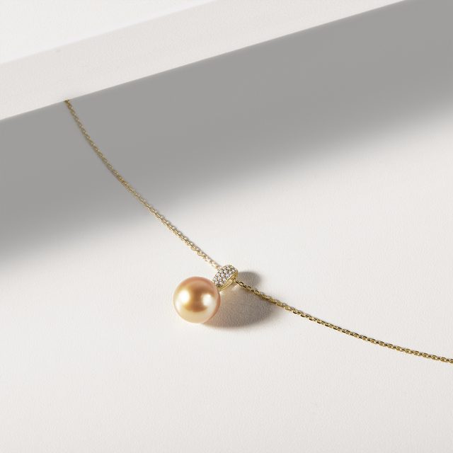 COLLIER EN OR BLANC, PERLE DU PACIFIQUE SUD ET DIAMANTS - PENDENTIFS EN PERLES - 