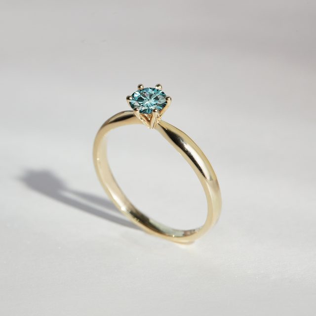 VERLOBUNGSRING MIT BLAUEM DIAMANTEN IN GELBGOLD - VERLOBUNGSRINGE MIT FARBIGEN DIAMANTEN - 