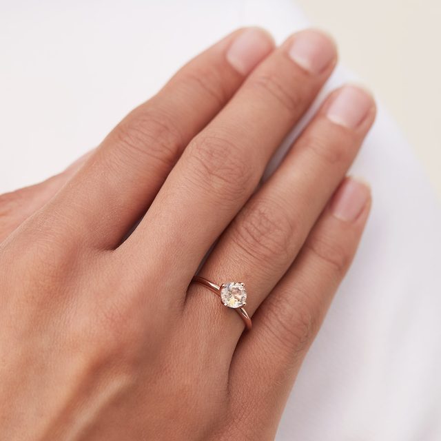 NĚŽNÝ PRSTEN S MORGANITEM V RŮŽOVÉM ZLATĚ - PRSTENY S MORGANITEM - 