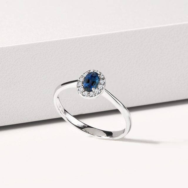 DIAMOND RING WITH SAPPHIRE IN WHITE GOLD - SAPPHIRE ENGAGEMENT RINGS - 