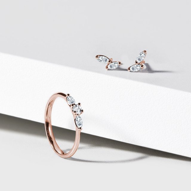 BAGUE DE FIANÇAILLES FLORALE EN OR ROSE AVEC DIAMANTS - BAGUES DE FIANÇAILLES EN DIAMANT - 