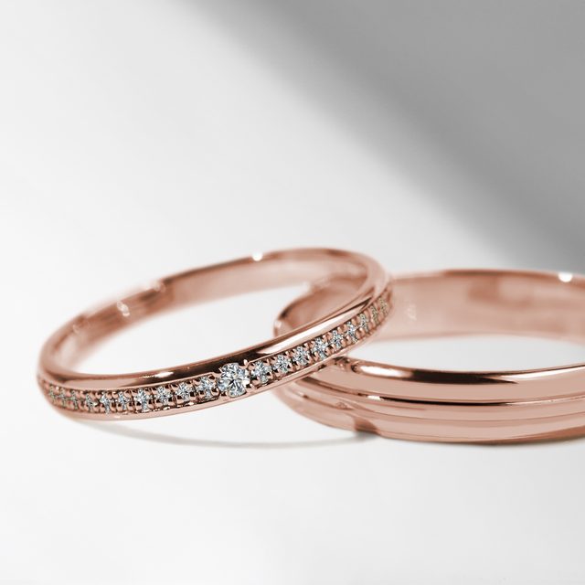 WOMEN RING MADE OF PINK GOLD WITH DIAMONDS - ALLIANCES DE MARIAGE FEMMES - 