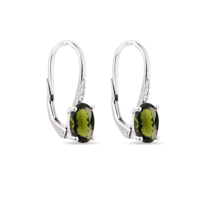 BOUCLES D'OREILLES EN OR BLANC AVEC MOLDAVITES ET DIAMANTS - BOUCLES D'OREILLES EN MOLDAVITE - 