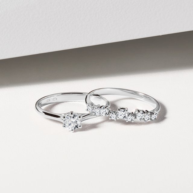 DIAMOND RING IN WHITE GOLD - WOMEN'S WEDDING RINGS - 