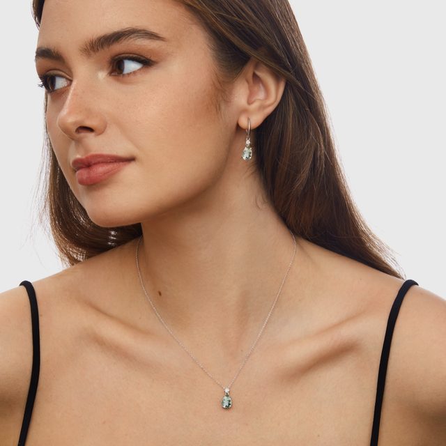 BOUCLES D'OREILLES FORGÉES EN OR BLANC AVEC AMÉTHYSTES VERTES - BOUCLES D'OREILLES EN AMÉTHYSTE - 