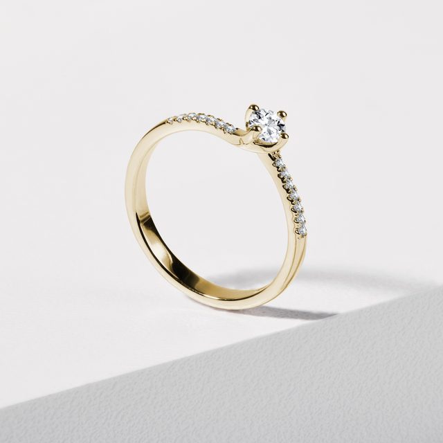 RING MIT DIAMANT IN GELBGOLD - VERLOBUNGSRINGE DIAMANTEN - 