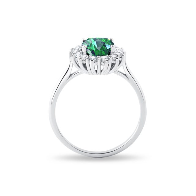 ÉMERAUDE ET DIAMANTS SUR ANNEAU D'OR BLANC - BAGUES EN ÉMERAUDE - 