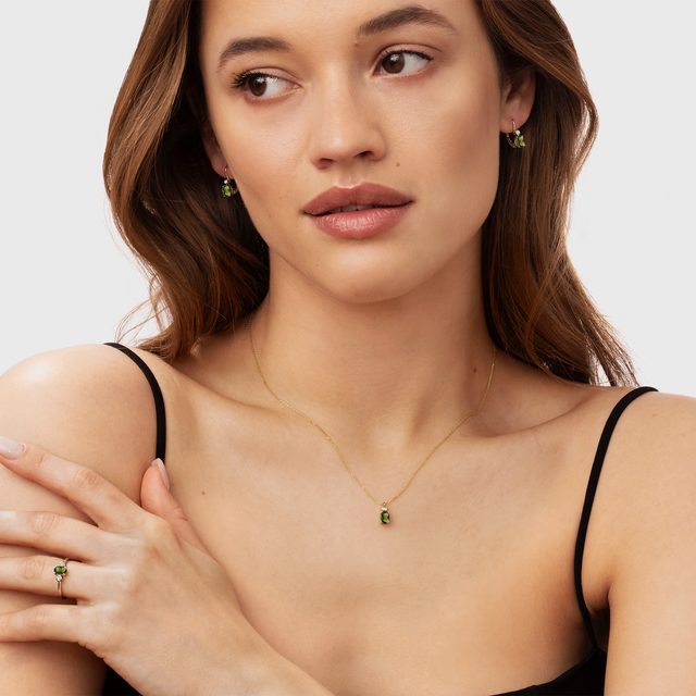 HALSKETTE MIT DIAMANTEN IN 14 KT GELBGOLD - KETTEN MIT MOLDAVIT - 