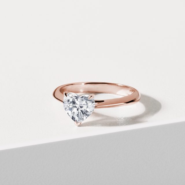 PIERŚCIONEK Z 1,0 KT DIAMENTEM LABORATORYJNYM W KSZTAŁCIE SERCA W RÓŻOWYM ZŁOCIE - PIERŚCIONKI Z LAB GROWN DIAMENTAMI - 