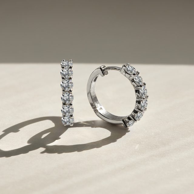 NÁUŠNICE S DIAMANTY V BÍLÉM ZLATĚ - DIAMANTOVÉ NÁUŠNICE - 