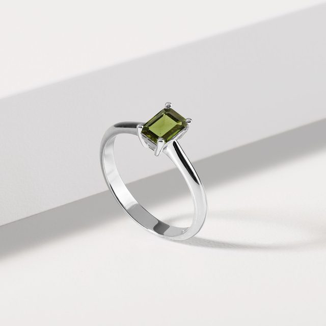 BAGUE EN OR BLANC ET ÉMERAUDE - BAGUES EN MOLDAVITE - 