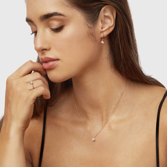 NASZYJNIK Z RÓŻOWEGO ZŁOTA Z RÓŻOWYM MORGANITEM W KSZTAŁCIE SERCA - NASZYJNIKI Z MORGANITAMI - 