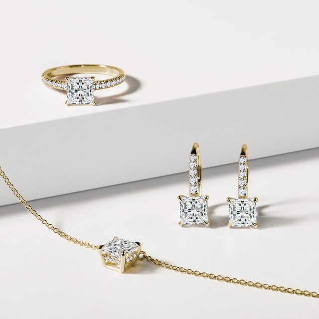 PARURE DE BIJOUX AVEC DIAMANTS DE LABORATOIRE EN OR JAUNE - ENSEMBLES DE BIJOUX EN DIAMANT - 