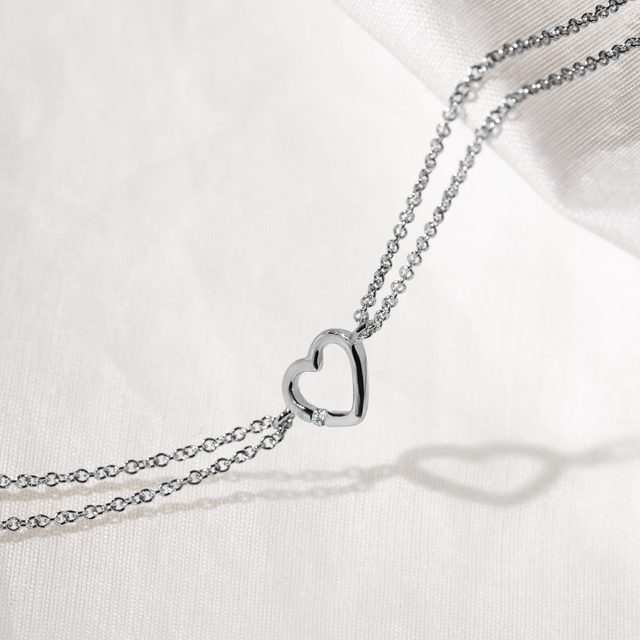 NÁRAMOK SRDIEČKO Z BIELEHO ZLATA - NÁRAMKY S DIAMANTMI - 