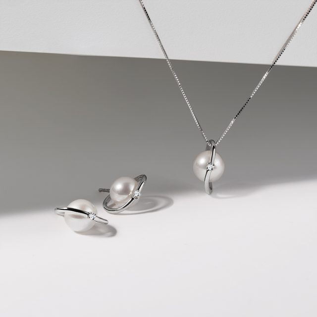 PERLENSCHMUCKSET MIT DIAMANTEN IN WEISSGOLD - PERLENSCHMUCK SETS - 