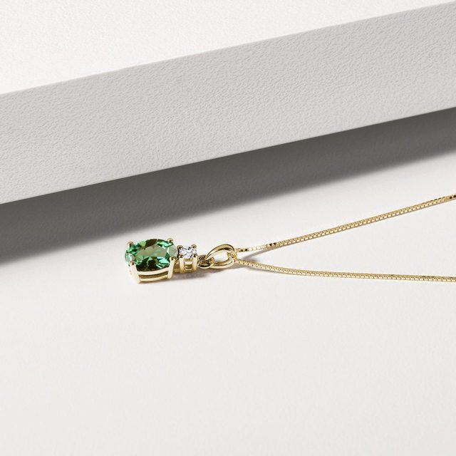 COLLIER EN OR AVEC TOURMALINE VERTE ET DIAMANT - COLLIERS AVEC TOURMALINE - 
