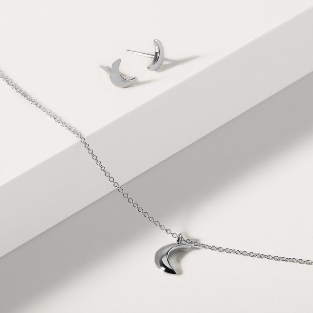 CRESCENT-SHAPED PENDANT IN WHITE GOLD - WHITE GOLD NECKLACES - 
