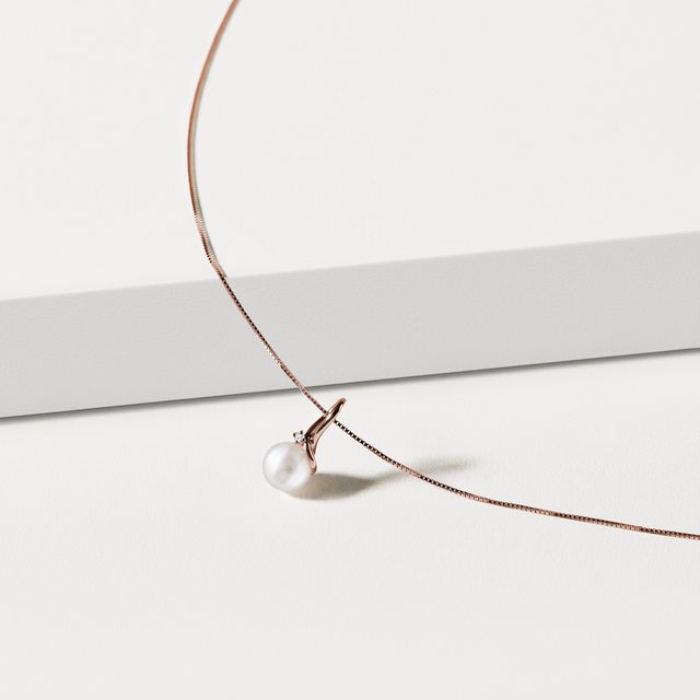 FRESHWATER PEARL AND DIAMOND NECKLACE IN ROSE GOLD - PEARL PENDANTS - 