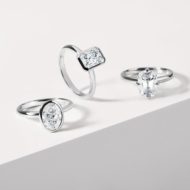 WHITE GOLD RADIANT CUT DIAMOND RING - RINGS WITH LAB-GROWN DIAMONDS - 