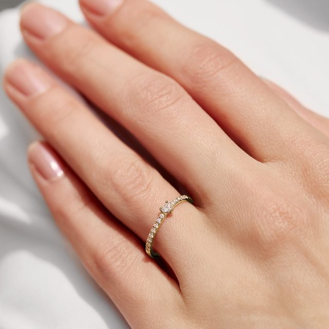 HERZ-DIAMANTRING IN GELBGOLD - VERLOBUNGSRINGE DIAMANTEN - 