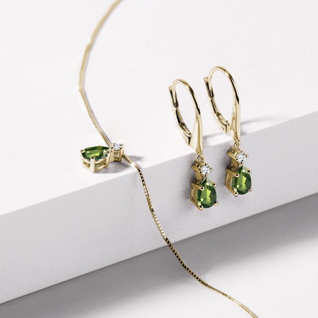 MOLDAVITE NECKLACE AND EARRING SET IN YELLOW GOLD - GEMSTONE SETS - 
