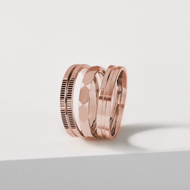 WEDDING RINGS WITH ENGRAVED GROOVE IN ROSE GOLD - ROSE GOLD WEDDING SETS - 