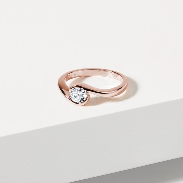 BAGUE EN OR ROSE AVEC BRILLANT 0.5 CT - TAILLE BRILLANT - 