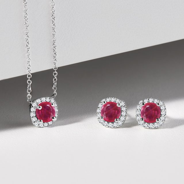 LUXE RUBY AND DIAMOND HALO JEWELRY SET IN WHITE GOLD - GEMSTONE SETS - 