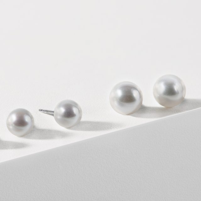 EARRINGS WITH AKOYA PEARLS IN WHITE GOLD - PEARL EARRINGS - 